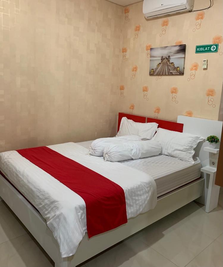Platinum Setramurni Guest House Bandung 3Br Exterior foto